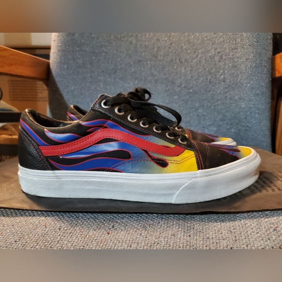 Vans Old Skool Flame Race (Sample Pair) Size Mens 9 - Picture 2 of 10
